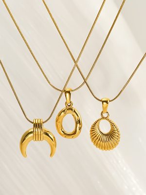 Geometric Design 304 Stainless Steel Necklace for Women, High-Grade Pendant with 18K Gold In-Furnace Electroplating