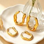 Retro Hong Kong Geometric Glossy Twisted Irregular Wave Earrings Stainless Steel Plated 18K Kim Tong Duty Earrings