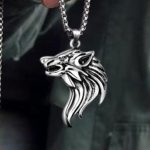 color: Wolf Head 2+ Stainless Steel Chain
