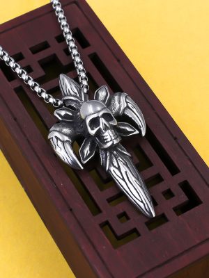 New Pendant Personality Dragon Claw Skull Devil Stainless Steel Necklace Retro Plaid Unique Quality