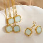 French Elegance Light Green Jade Earrings Necklace Set Retro Gentle Light Luxury Advanced Ornament Set