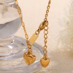 New Heart Shape Asymmetric Clavicle Chain Stainless Steel Necklace Women's Light Luxury Eternal Romance