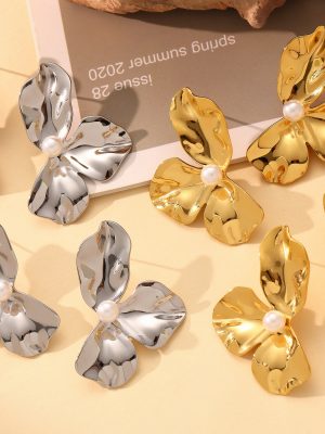 Shell Pearls Pleated Petal Stud Earrings Design Stainless Steel Vacation Earrings Earrings Female Flower