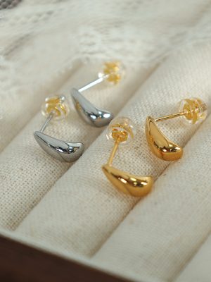 French Design Water Drop Earrings Female Bean-Shaped Stud Earrings Simple Earrings Simple All-Matching Graceful Cold Light Luxury