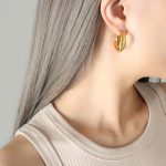 color: F375-Gold Earrings