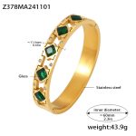 color: Z378-Snap Clasp Green Glass Zircon Bangle