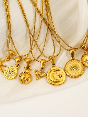 Retro High-Grade Stainless Steel Tarot Necklace Women's All-Match Personality Ornament