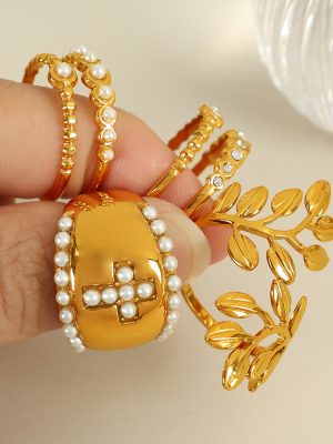 New Premium Inlaid Imitation Pearl Rhinestone Ring Vintage Stainless Steel Cross Shelf Leaf Ring Ornament