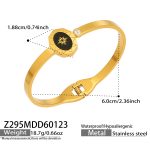 color: Z295-Gold Bangle