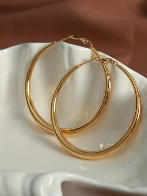 Hong Kong New Retro Large Circle Hollow Earring Ear Clip Elegant Cold Stainless Steel Gold Plated Earrings Earrings