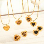 French Retro Design Glass Stone Tigereye Love Jewelry Set Women's Simple Advanced Clavicle Necklace