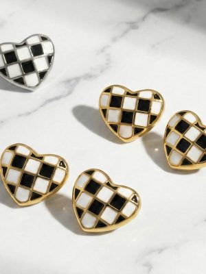 Black and White Lattice Pattern Peach Heart Dripping Stud Earrings Plated 18K Real Gold Simple Elegant Earrings