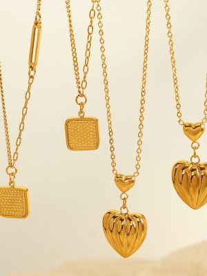 Simple Texture Peach Heart Pendant Ornament Personality Design Geometric Square Plate Stainless Steel Women's Necklace