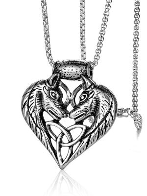 Retro Domineering Pairs of Wolf Head Stainless Steel Pendant Necklace Personality Punk & Rock Pendant Accessories