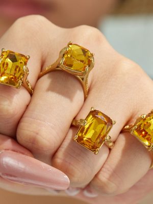 Creative Stainless Steel 18K Gold Plating Square Yellow Glass Stone Light Luxury Female Ring Ring