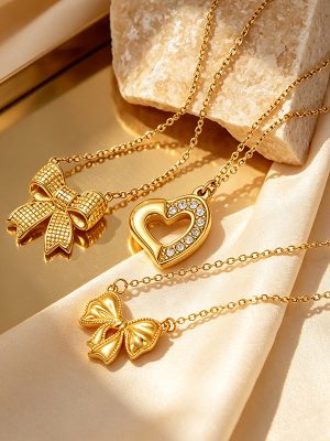 Elegant Loving Heart Zircon Couple Necklace Women's High-Grade Simple Stainless Steel 18K Gold-Plated Pendant