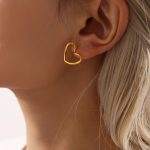 Hollow Heart Ear Studs Autumn and Winter Accessories Ins Earrings Stainless Steel PVD Plating 18K Real Gold Ornament