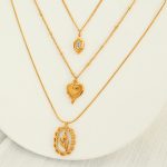 Oval Brand Hollow Clavicle Chain Elegant High-Grade Light Extravagant Love Heart Tulip Flower