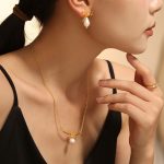 French Hollow Bow Stud Earrings Freshwater Pearl Bends and Hitches Necklace Stainless Steel Sweet Temperament Girlfriend Gifts Set