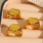 Simple Love Heart-Shaped Ring Stainless Steel Glossy Gold-Plated Ring Women