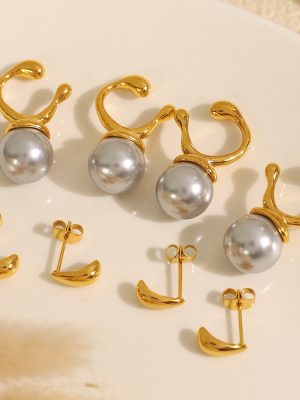 French Style Retro Elegant Advanced Pearl Natural Stone Earrings Autumn and Winter Imitation Wild Earrings Batch