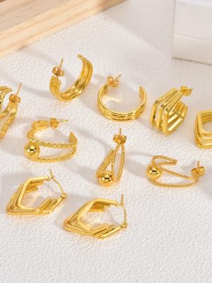 Light-luxury stainless steel earrings, sophisticated and high-end, with an exaggerated design—large golden stud earrings for women.