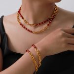 Guoxin Chinese Temperament Elegant Accessories Red Agate Garnet Beaded Design Stainless Steel Gold-Plated Jewelry Suit
