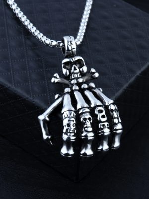 Skull Clutch Ring Pearl Chain Necklace Stainless Steel Vintage Pendant Ornaments