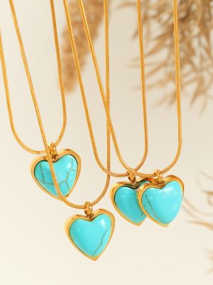 French Entry Lux Emerald 18K Gold Stainless Steel Heart-Shaped Turquoise Pendant New Style Necklaces Country