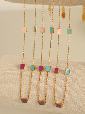 Exquisite Necklace Stainless Steel 18K Gold Plating Dripping Oil Simple Design Cold Square Advanced Ornament