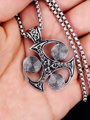 New Geometric round Pendant Boomerang Necklace Advanced Trendy Men's Clavicle Chain