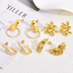 golden stainless steal earrings elegant high-end exaggerated earrings designed retro stud earrings for women