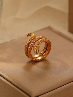 Cold Surrounding Snake Ring Female Non-Fading Cold Trendy Personalized Stainless Steel Ring Hand Jewelry
