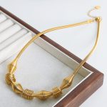 High-End Personality Design Retro Elegant Stainless Steel Gold-Plated Pendant Necklace Ornament Women