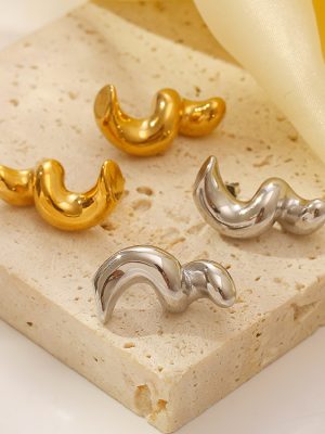 Irregular with Personality Twisted Geometric Elegant Advanced Women's Earrings 18K Gold Electroplated Earrings