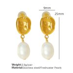 color: EH12 Freshwater Pearl Earrings