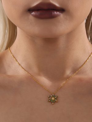 Christmas CNC Snowflake Super Flash Zircon Pendant Clavicle Necklace Stainless Steel Non-Fading Jewelry Women