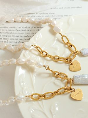 French Style Non-Fading Banquet Party Light Luxury Freshwater Pearl Heart-Shaped Clavicle Necklace Mother's 18K Gold Plated