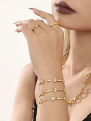 Stainless Steel Starry Four-Leaf PVD Gold-Plated Bracelet