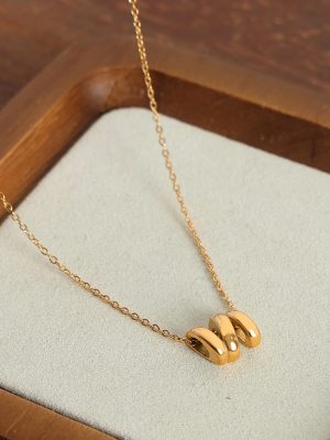 New Versatile, Simple and Personalized Design Stainless Steel Gold-Plated Twisted Geometric Pendant Necklace Ornament
