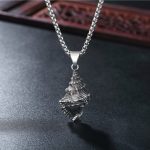 color: Conch + Stainless Steel Chain