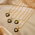 New Retro Light Luxury Colored Enamel Glaze Stainless Steel Gold-Plated Diamond Heart-Shaped Pendant Necklace Women's Ornament