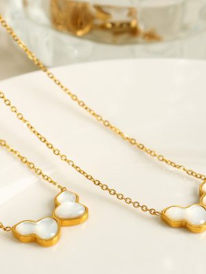 Design Double Gourd Necklace Stainless Steel Plated 18K Pendant Light Luxury Shell Ladies Clavicle Chain