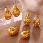 Retro Elegant Golden Diamond Light Luxury Earrings Stainless Steel 18K Gold Plating All-Match Large Water-Drop Eardrops