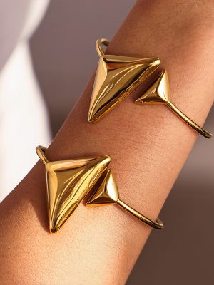 Stainless Steel Spring Size Triangle Opening Accessories Bracelet Light Luxury and Simplicity Plated 18K Real Gold Color Retention