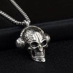 color: Earphone Skull + Stainless Steel Chain