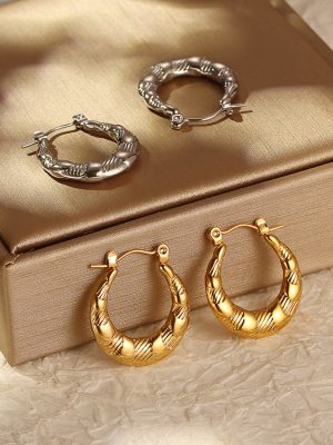 Twill round Stainless Steel Earrings Simple Women's High-Grade Light Luxury 18K Earrings