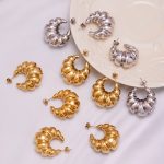 New Eco-friendly Stainless Steel C- Shaped Hollow Croissant Earrings 18K Gold Plating Exaggerated Earrings