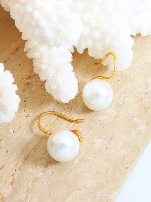 Hong Kong Advanced Imitation Pearl Geometric Earrings Stainless Steel 18K Gold Plating Design Non-Fading Earrings for Women