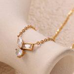 Light Luxury Stainless Steel Necklace 18K Gold Plating All-Match Inlaid Zircon Ornament Female